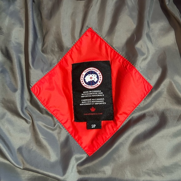 Canada Goose Women's Ellison Puffer down Jacket - Picture 3 of 12